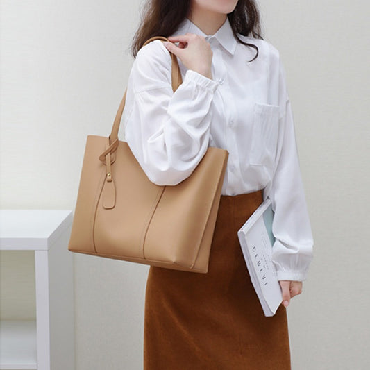 Preppy leather shoulder bag women, stylish cowhide crossbody bag, light luxury commuter Tote bag