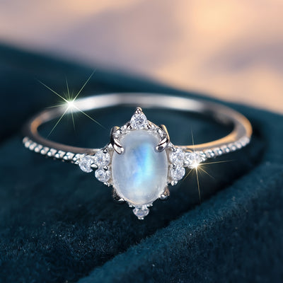 [One S925 Silvery Moonstone Ring] Handmade S925 Pure Silvery Oval Moonstone Ring with Rhombus Surrounding Zirconia, Wedding and Engagement Gift For Women