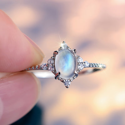 [One S925 Silvery Moonstone Ring] Handmade S925 Pure Silvery Oval Moonstone Ring with Rhombus Surrounding Zirconia, Wedding and Engagement Gift For Women