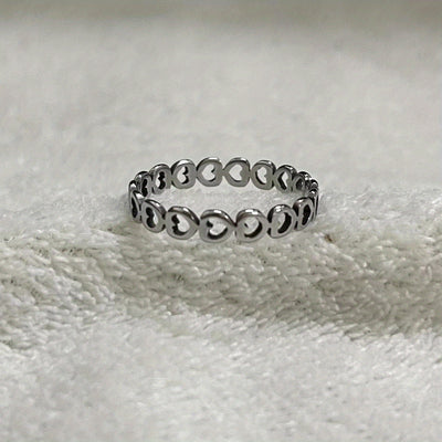 Elegant Heart-Shaped Stainless Steel Ring - Unisex Design, Perfect Gift for All Occasions