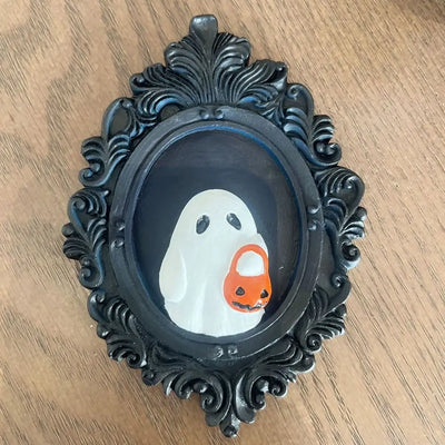 Resin Halloween Gothic Statue Halloween Themed Wall Mounted Ghost Wall Hanging Ornament Handcrafted Model