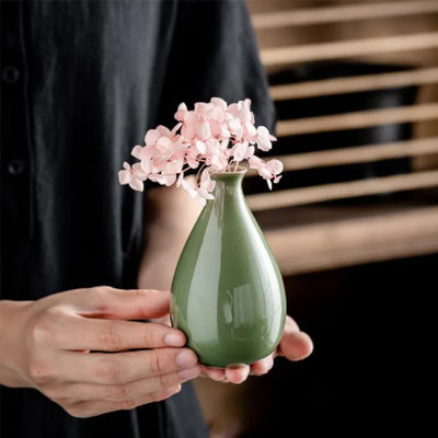 Vase ornaments, dried flower utensils, ceramic decorations, dining tables, simple and fresh home decor, small vase decorations