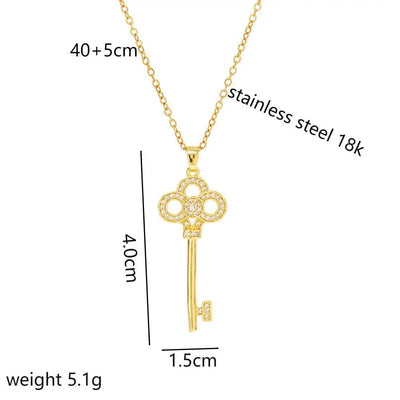 A simple and fashionable collarbone necklace