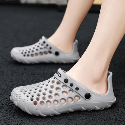 Summer Shoes Men Clogs Eva Slippers Men Flat Sandals Breathable Hole Shoes Men Beach Home Leisure Slides Men Summer Shoes