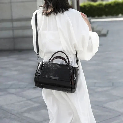 Classic Women Shoulder Bag Ladies Tassel Designer Handle Handbag Casual Women PU Leather Messenger Tote Bag Women