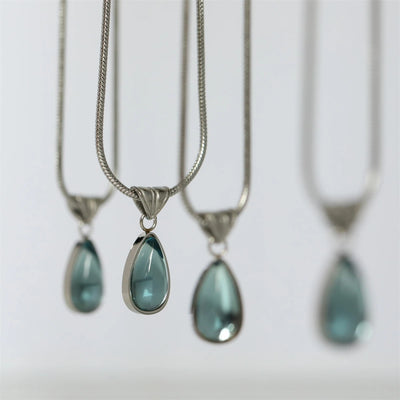 Water droplet blue ocean necklace niche French style collarbone chain snake bone titanium steel plated with 18K gold