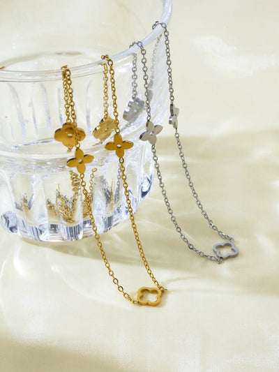 Skeleton four-leaf clover necklace female collarbone chain titanium steel lightweight luxury small flowers simple temperament se