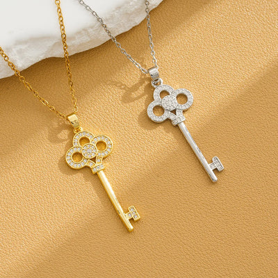 A simple and fashionable collarbone necklace