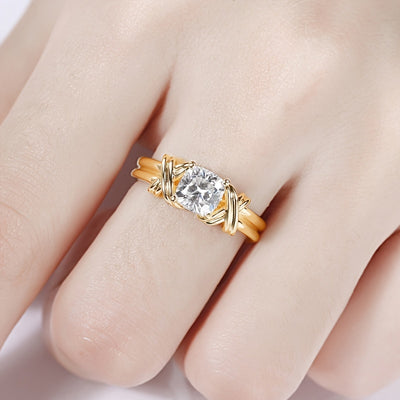 Interwoven Floral Pattern Ring With Golden-plated White Zirconia And Synthetic Gemstones Jewelry From Europe And America