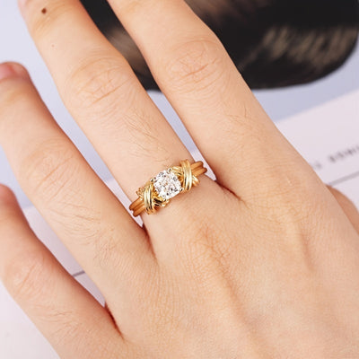 Interwoven Floral Pattern Ring With Golden-plated White Zirconia And Synthetic Gemstones Jewelry From Europe And America