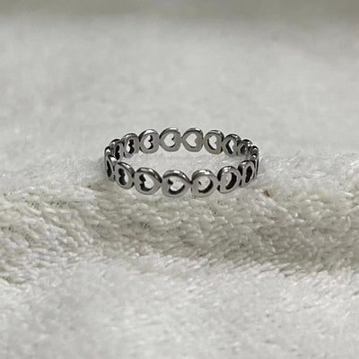 Elegant Heart-Shaped Stainless Steel Ring - Unisex Design, Perfect Gift for All Occasions